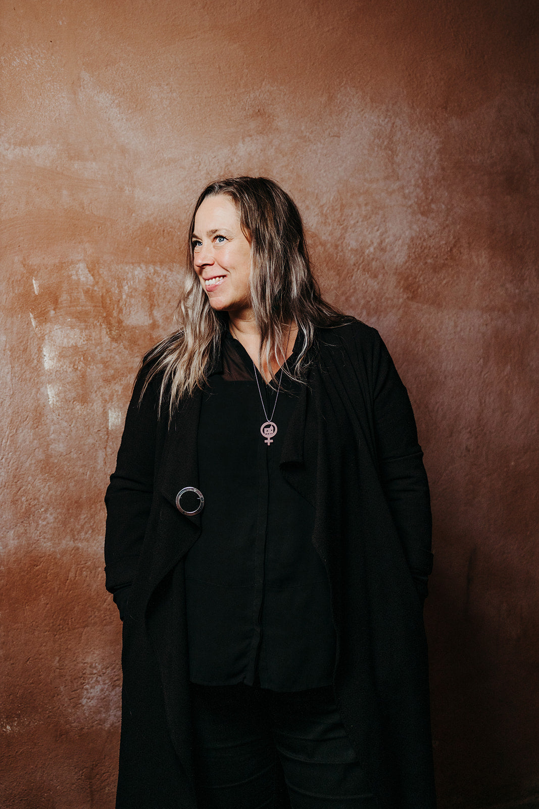 Collar Poder de igualdad de género