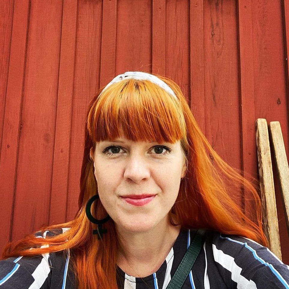 Pendientes Ella (símbolo de Venus)