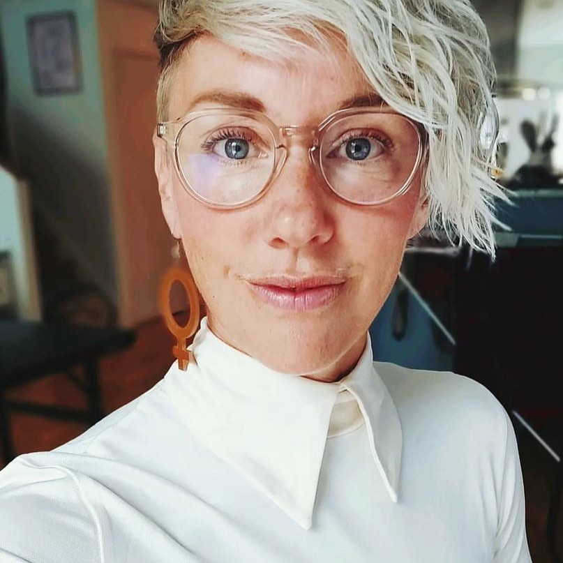 Pendientes Ella (símbolo de Venus)