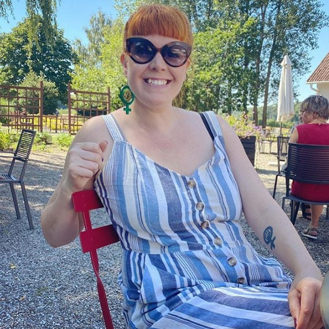 Pendientes Ella (símbolo de Venus)