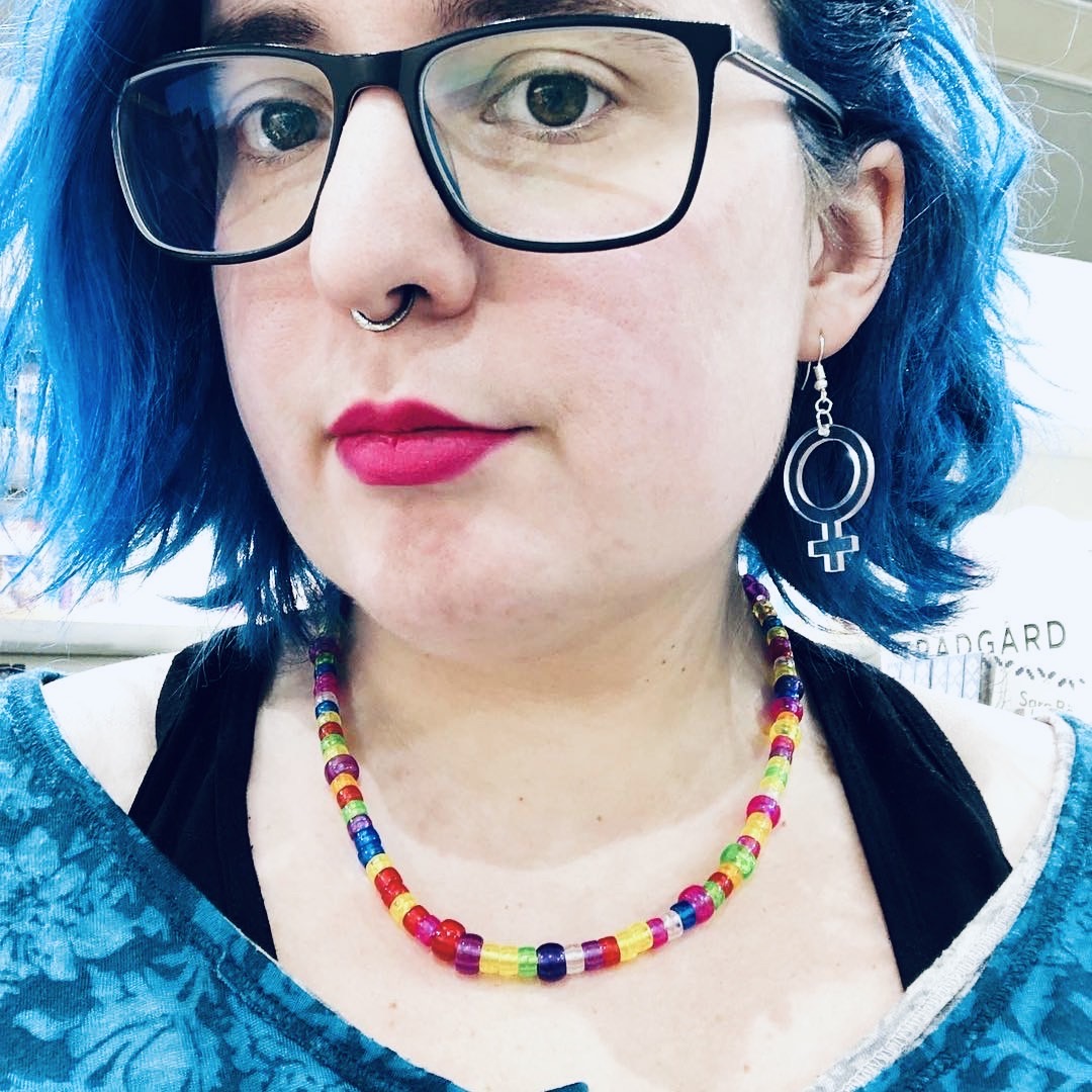 Örhängen Hon Small (kvinnosymbol)