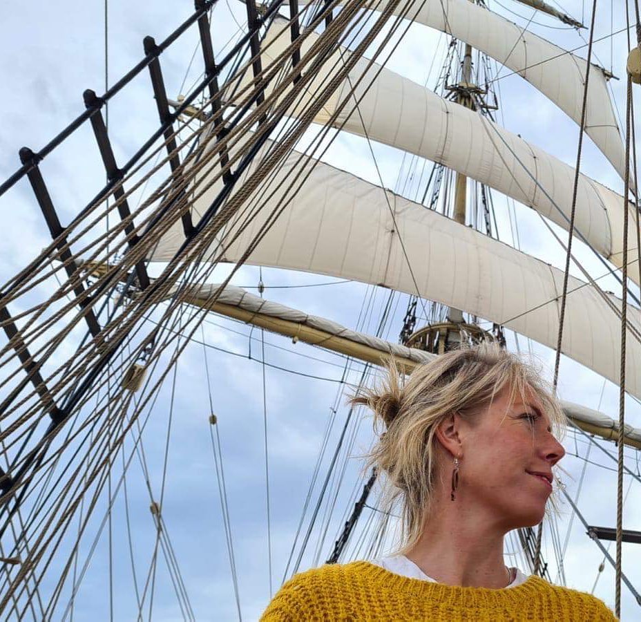 Örhängen Hon Small (kvinnosymbol)