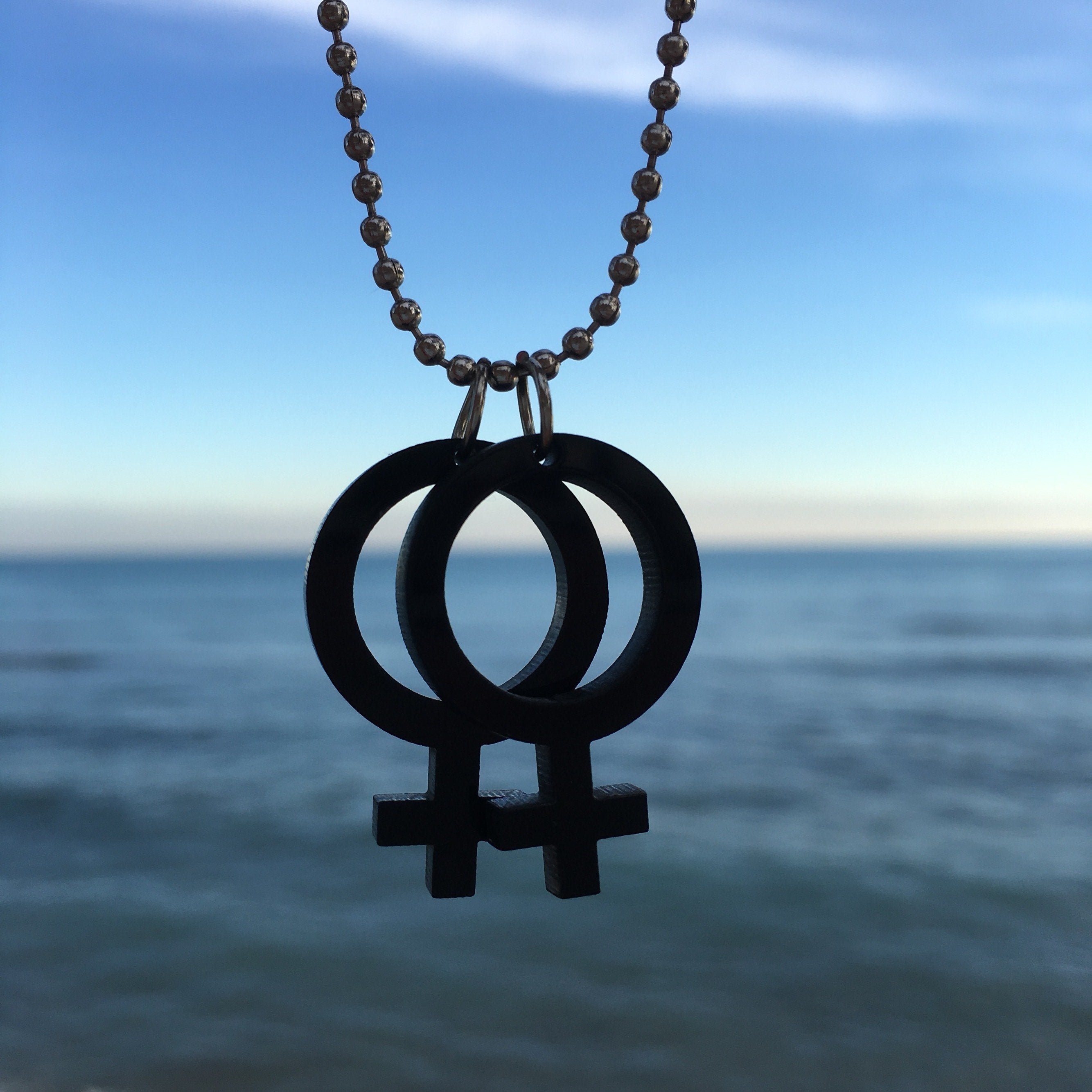 Halsband Hon-hon mini (kvinnosymbol) - Svart