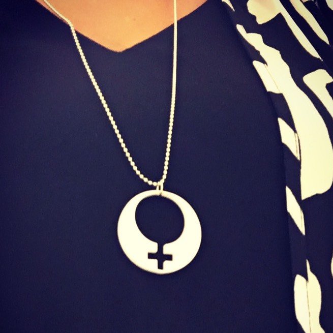 Halsband Omvärld Small (kvinnosymbol) - Svart