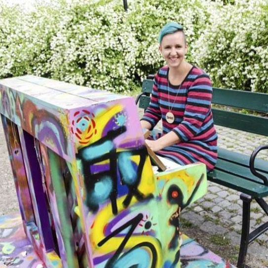 Collar Feminista Grande