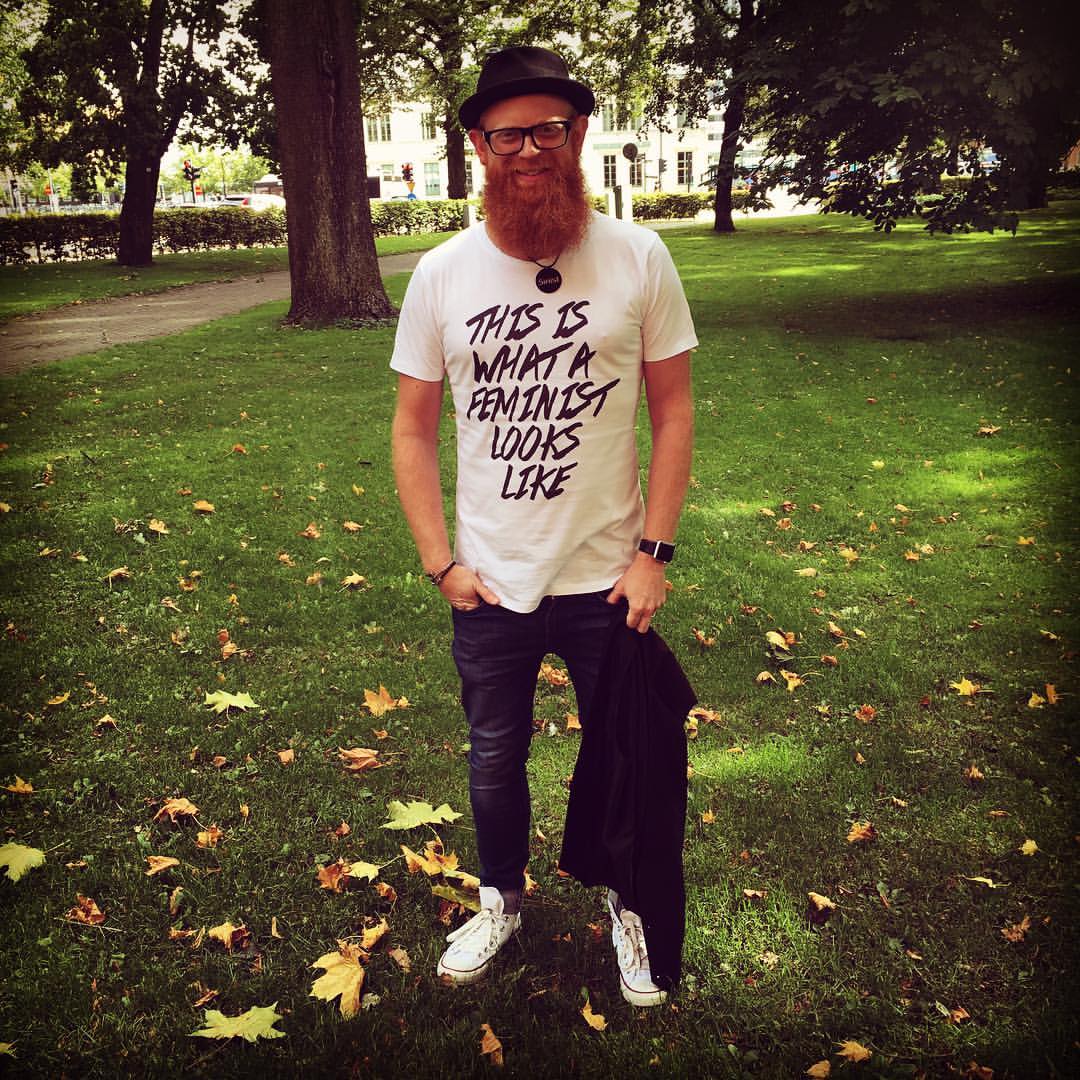 Collar Feminista con cadena