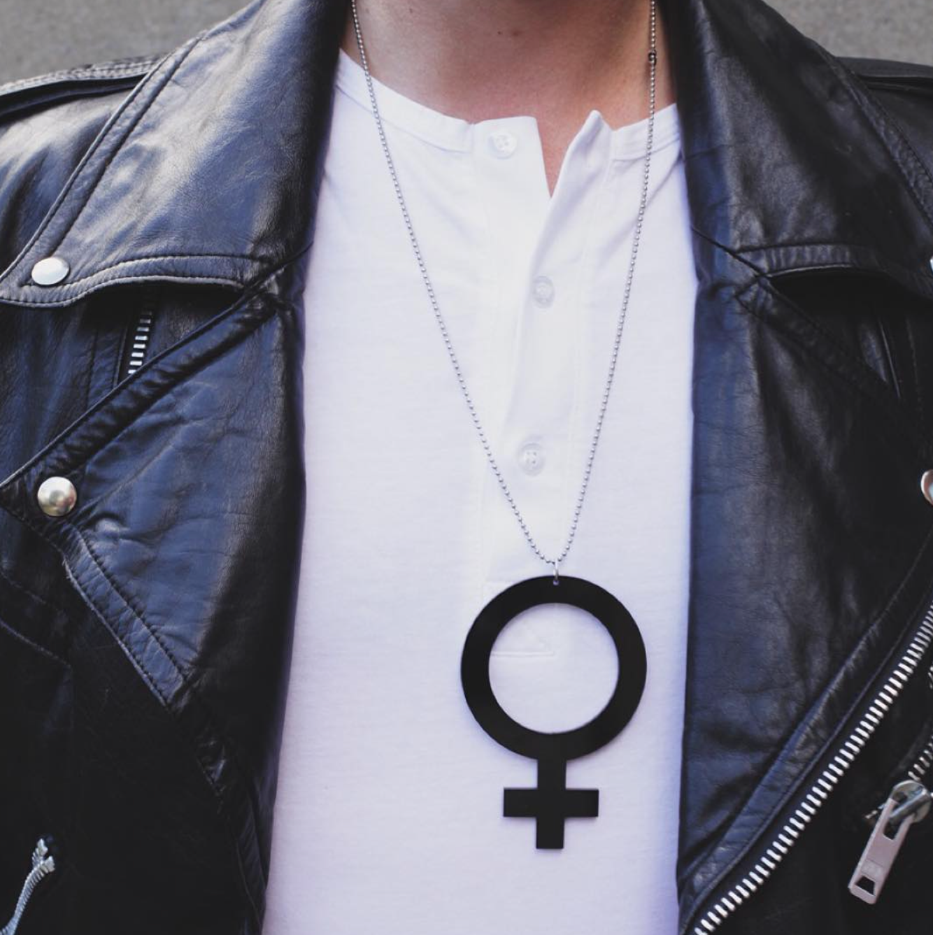 Collar Ella Grande (símbolo de Venus)